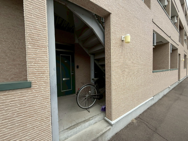 建物エントランス