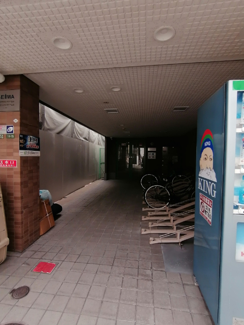 建物エントランス