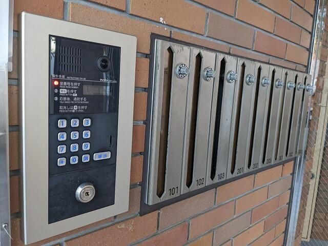 建物エントランス