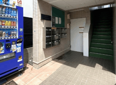 建物エントランス