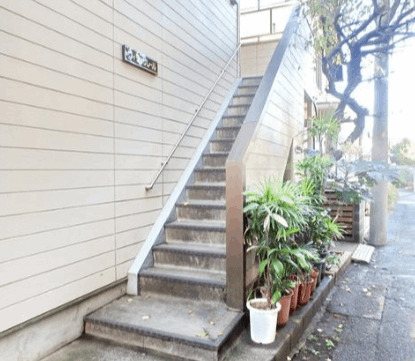 建物エントランス