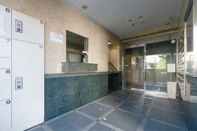 建物エントランス